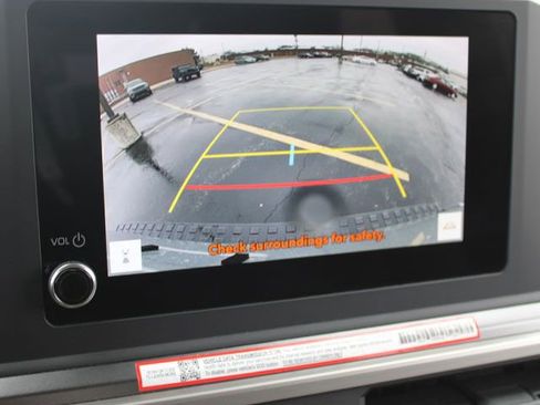 Used 2025 Toyota 4Runner TRD Off-Road image 11