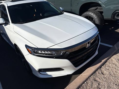 Used 2019 Honda Accord Sport image 2