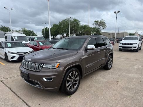 Used 2018 Jeep Grand Cherokee Overland image 1