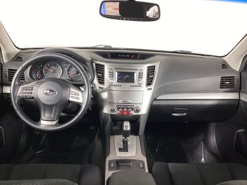 Used 2014 Subaru Outback 2.5i Premium w/ Moonroof Package AWD/4WD image 18