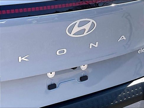 Used 2024 Hyundai Kona SEL image 26