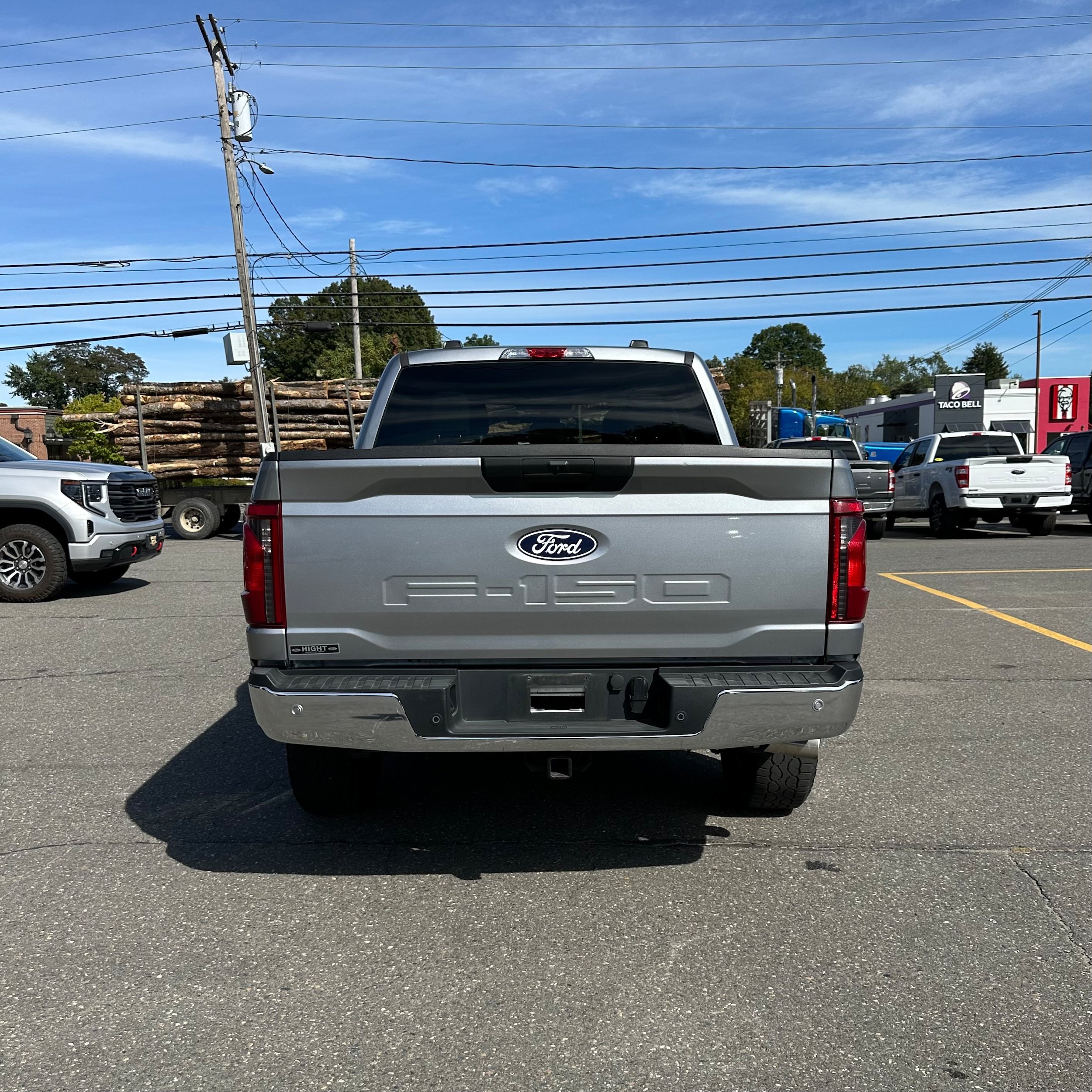 Used 2025 Ford F150 XLT w/ Equipment Group 301A Standard AWD/4WD image 4