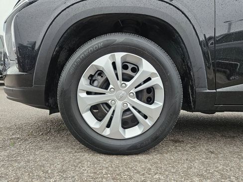 Used 2024 Chevrolet Trax LS FWD image 11