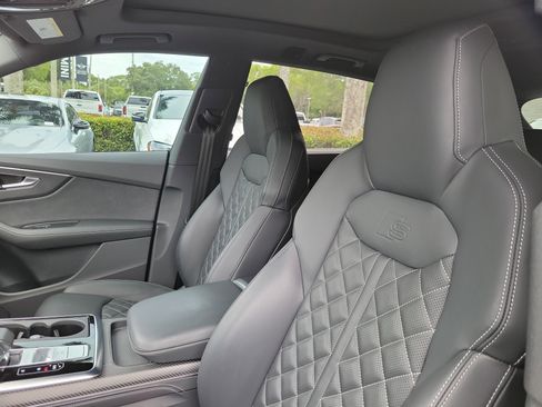 Used 2024 Audi SQ8 Premium Plus AWD/4WD image 17