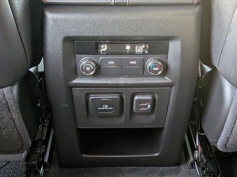 Used 2023 Chevrolet Traverse RS w/ LPO, Floor Liner Package image 17