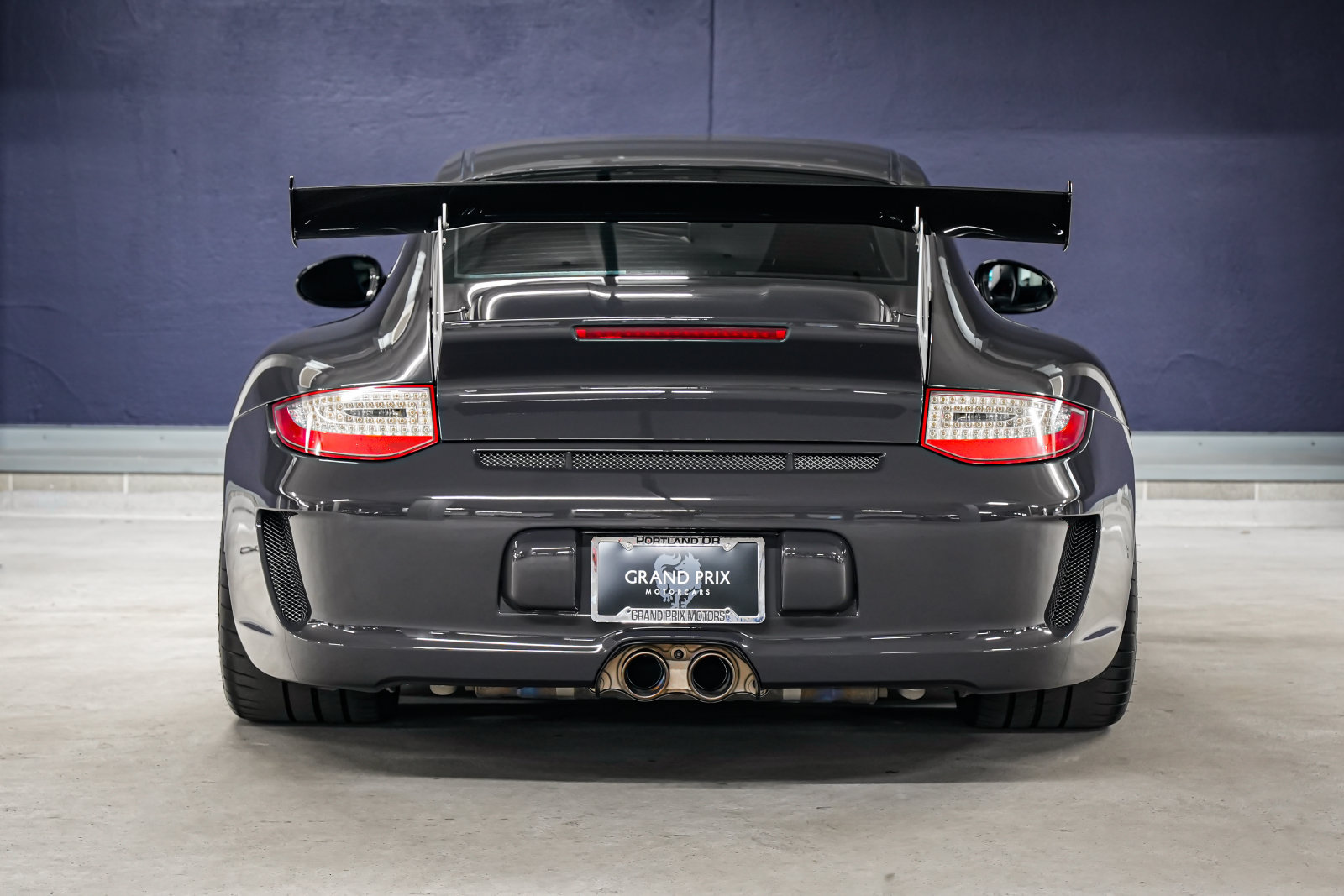 Used 2011 Porsche 911 GT3 RS RWD image 4