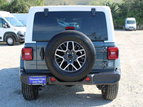 New 2026 Jeep Wrangler Unlimited Sahara w/ Whitecap Package AWD/4WD image 5