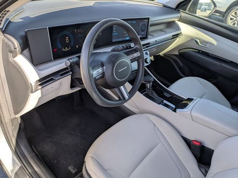 Certified 2025 Hyundai Tucson SEL FWD image 22