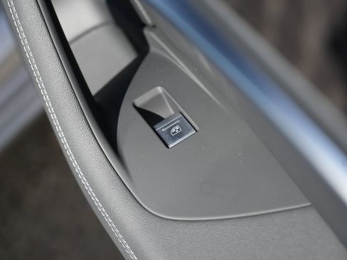 Used 2022 Audi A6 Premium Plus w/ Premium Plus Package image 45