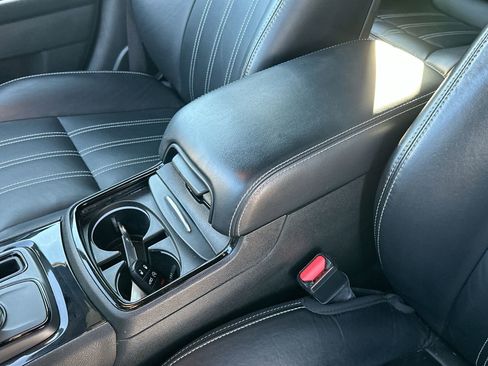 Used 2023 Chrysler 300 S image 21