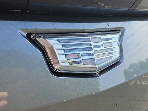 Used 2024 Cadillac Lyriq Sport AWD/4WD image 33