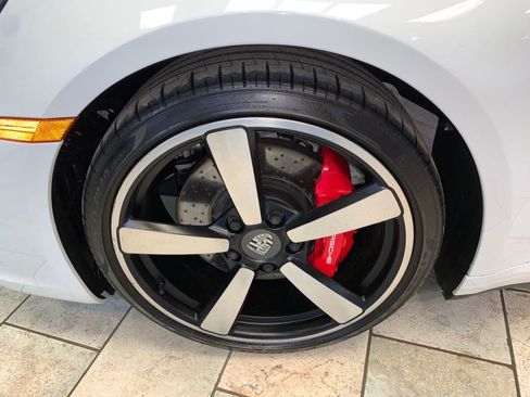 Used 2020 Porsche 911 Carrera 4S image 15