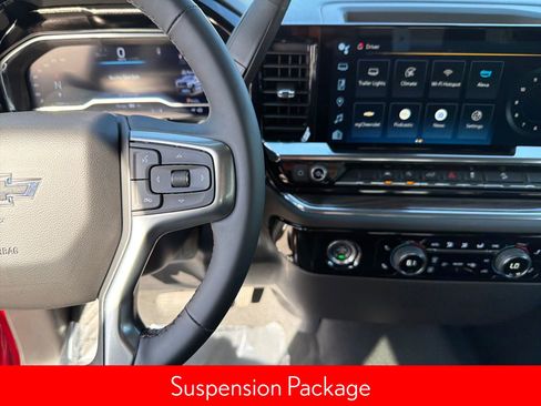 Used 2024 Chevrolet Silverado 1500 LT Trail Boss w/ Protection Package image 15