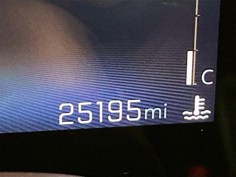 Used 2024 Chevrolet TrailBlazer LT w/ Convenience Package image 12