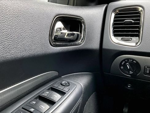 Used 2020 Dodge Durango R/T w/ Blacktop Package image 33