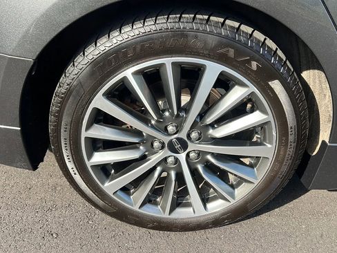 Used 2017 Lincoln MKZ Select w/ Select Plus Package image 32