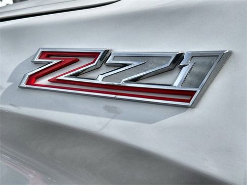 Used 2020 Chevrolet Silverado 1500 LT Trail Boss image 19