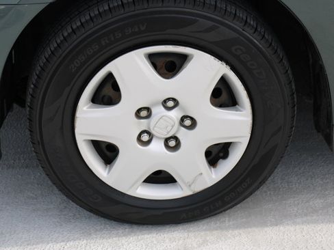 Used 2005 Honda Accord LX image 9