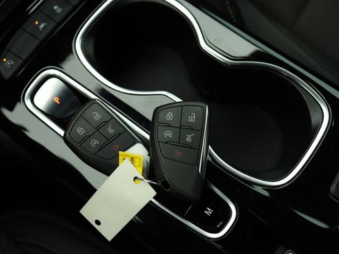 Used 2023 Buick Envision Preferred FWD image 30