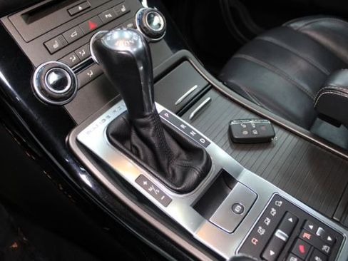 Used 2013 Land Rover Range Rover Sport HSE LUX image 17