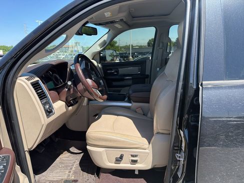 Used 2017 RAM 2500 Laramie w/ Protection Group AWD/4WD image 7