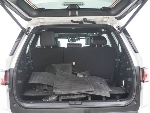 Used 2026 Toyota Sequoia Platinum AWD/4WD image 17