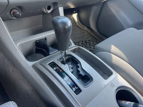 Used 2006 Toyota Tacoma 4x4 Access Cab V6 image 13