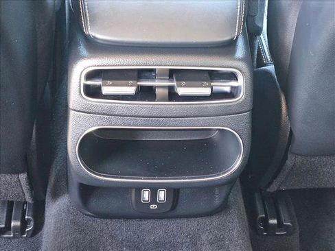 Used 2024 Genesis GV70 2.5T w/ Select Package AWD/4WD image 24
