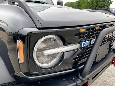 Used 2024 Ford Bronco Wildtrak AWD/4WD image 33