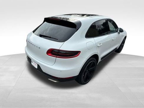 Used 2018 Porsche Macan w/ Premium Package Plus image 5