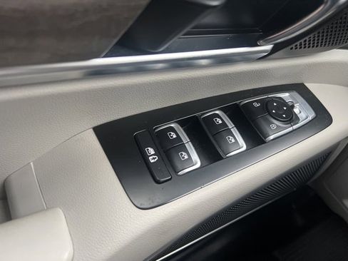 Used 2020 Kia Telluride EX w/ EX Premium Package image 15