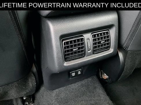 Used 2025 Toyota Camry SE w/ Convenience Package AWD/4WD image 31