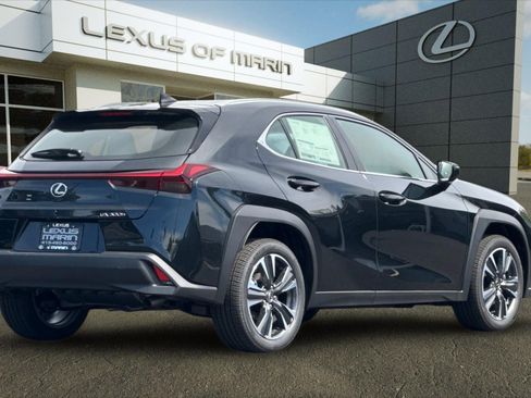 New 2026 Lexus UX 300h FWD image 9