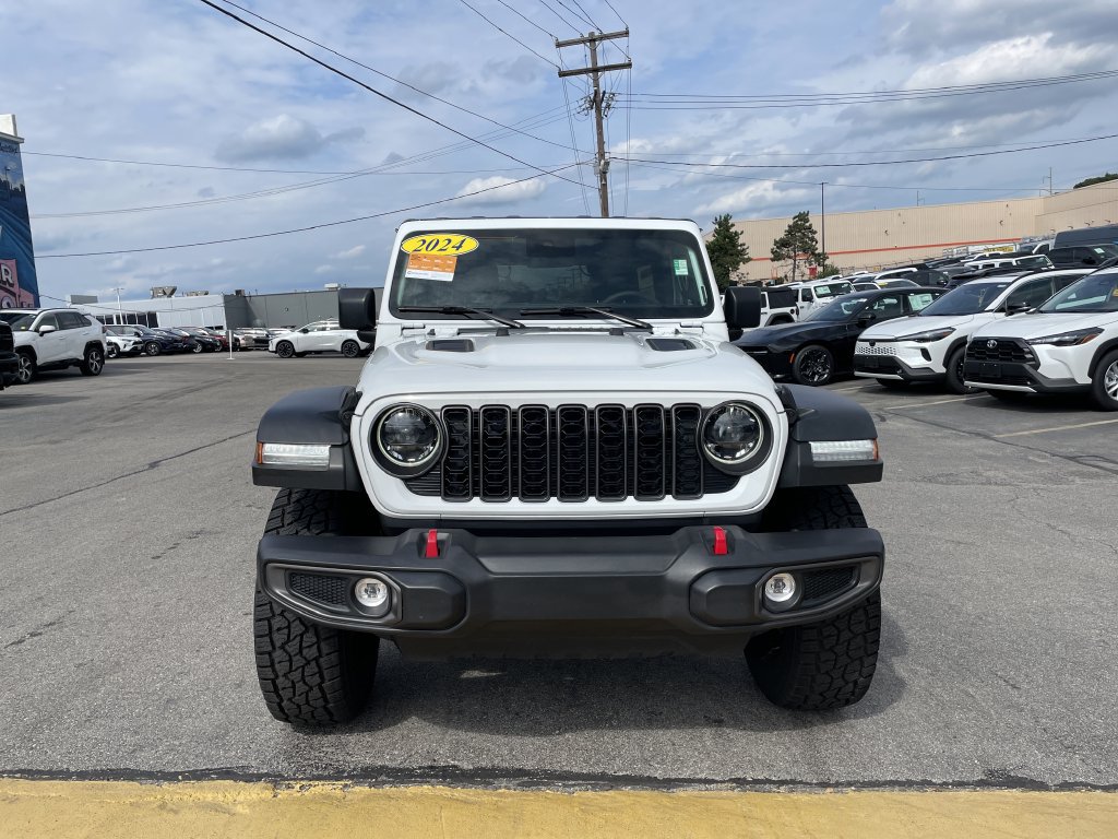 Used 2024 Jeep Wrangler Unlimited Rubicon AWD/4WD image 5