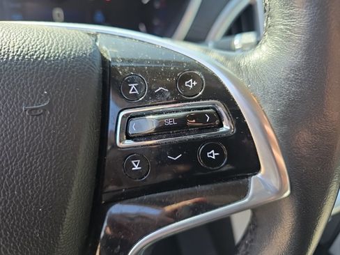 Used 2016 Cadillac SRX Premium image 15