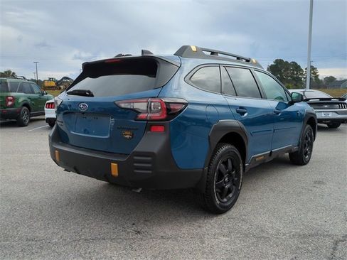 Used 2025 Subaru Outback Wilderness image 4