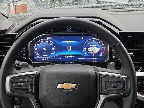 Used 2025 Chevrolet Silverado 1500 LT w/ Z71 Off-Road Package image 11