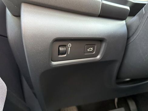 Certified 2021 Polestar Polestar 2 Launch Edition image 27