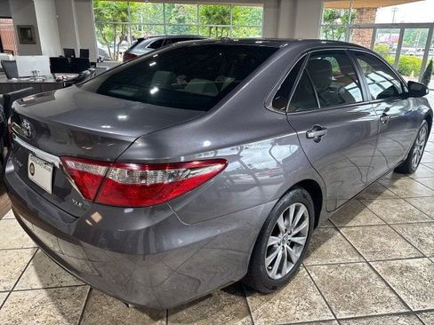 Used 2015 Toyota Camry XLE image 6