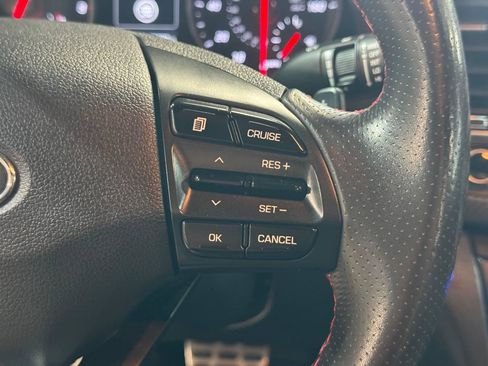 Used 2018 Hyundai Elantra Sport FWD image 20