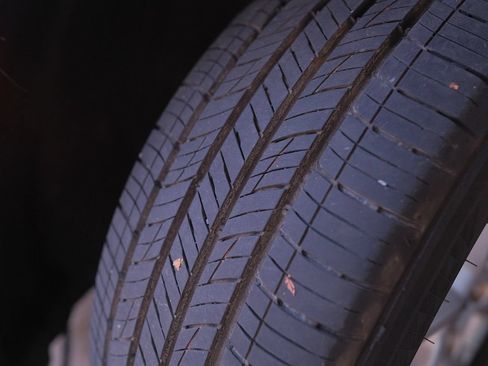 Used 2023 Chrysler Pacifica Touring-L FWD image 50