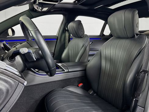 Certified 2022 Mercedes-Benz S 500 4MATIC image 18