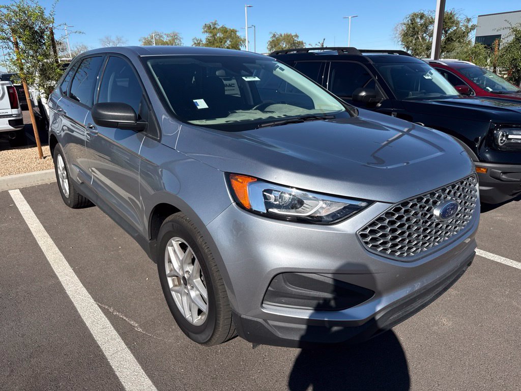 Used 2023 Ford Edge SE AWD/4WD image 1