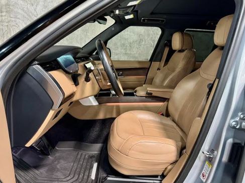 Used 2023 Land Rover Range Rover SE AWD/4WD image 2