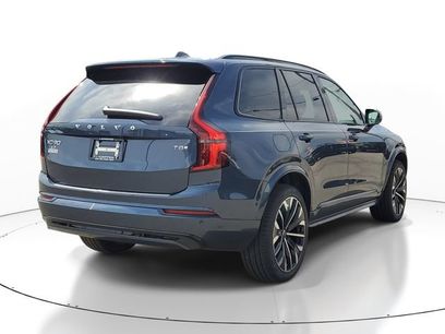 New 2026 Volvo XC90 T8 Ultra w/ Protection Package Premier