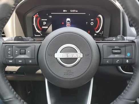 Used 2024 Nissan Rogue SL w/ SL Premium Package FWD image 29