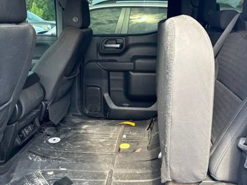 Used 2019 Chevrolet Silverado 1500 LT w/ Texas Edition RWD image 11
