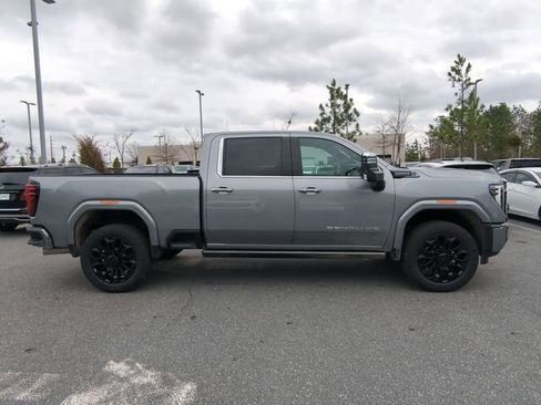 New 2026 GMC Sierra 2500 Denali Ultimate image 4