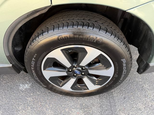 Used 2018 Subaru Forester 2.5i w/ Alloy Wheel Package AWD/4WD image 11