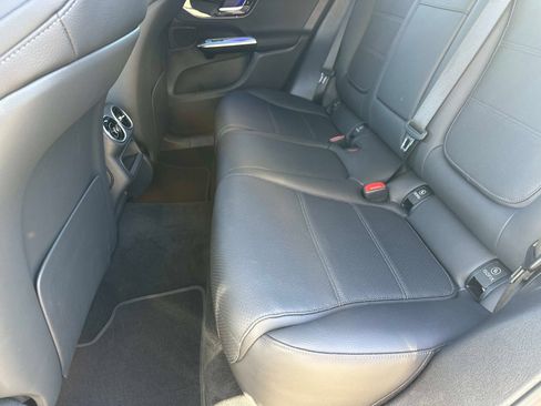 Used 2026 Mercedes-Benz GLC 300 GLC 300 image 13